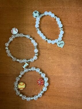 paparazzi Frosted White Bead Sports Charm Bracelet Set - White